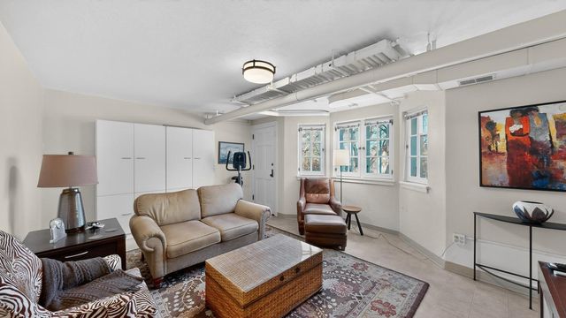 726 10th Avenue SW, Rochester, MN 55902