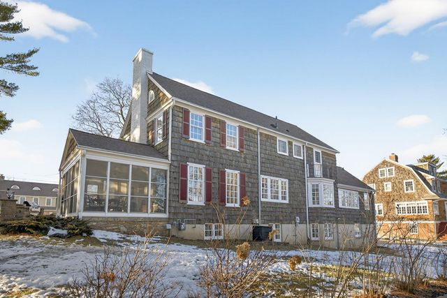 726 10th Avenue SW, Rochester, MN 55902