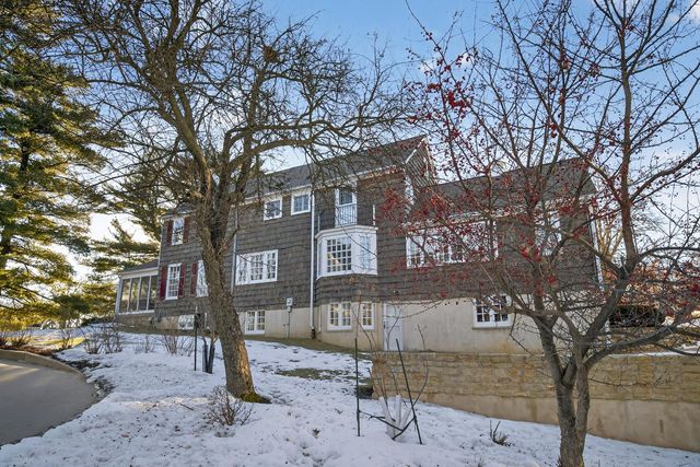 726 10th Avenue SW, Rochester, MN 55902