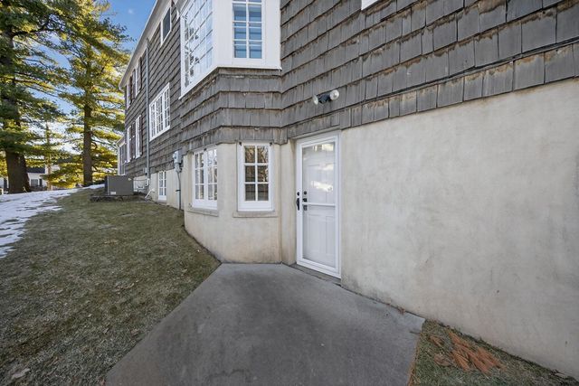 726 10th Avenue SW, Rochester, MN 55902