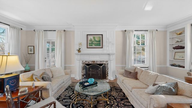 726 10th Avenue SW, Rochester, MN 55902