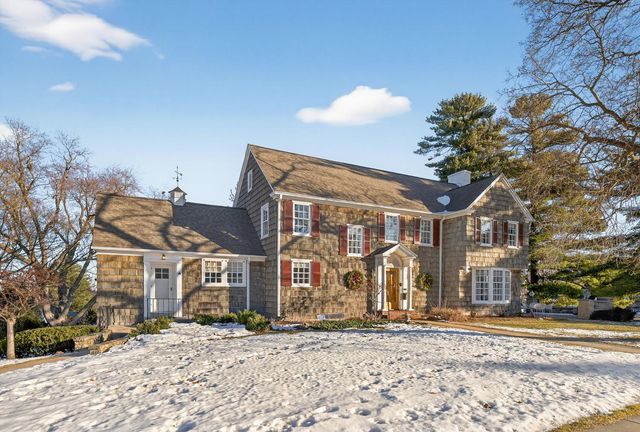 726 10th Avenue SW, Rochester, MN 55902