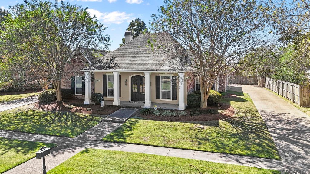 10136 Glen View Ave, Baton Rouge, LA 70809