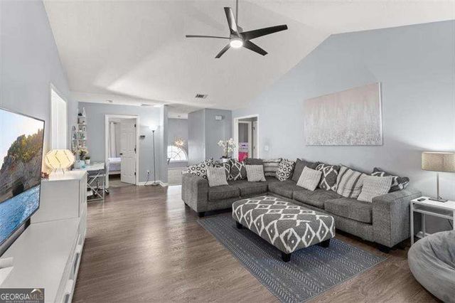 21 Allegiance Court NE, Cartersville, GA 30121