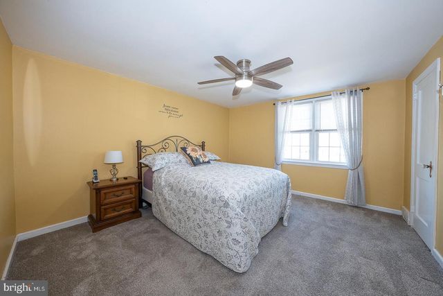 614 CRESCENT DR, Glenolden, PA 19036