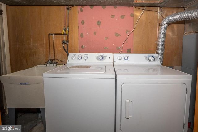 614 CRESCENT DR, Glenolden, PA 19036