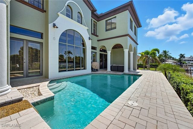 1850 Apataki CT, Marco Island, FL 34145