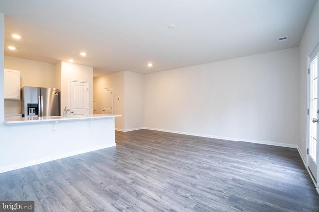 387 MAZZEO DR, Glassboro, NJ 08028