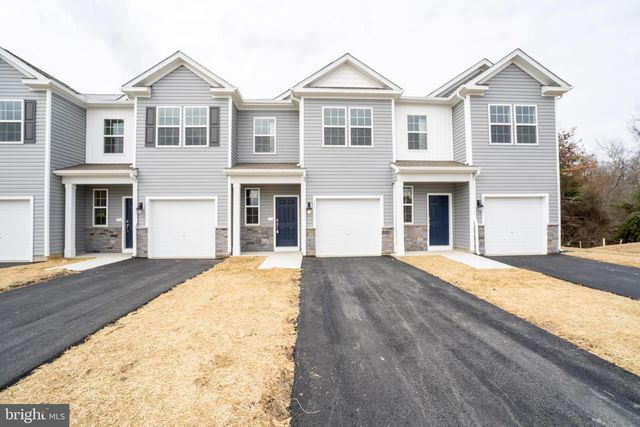 387 MAZZEO DR, Glassboro, NJ 08028
