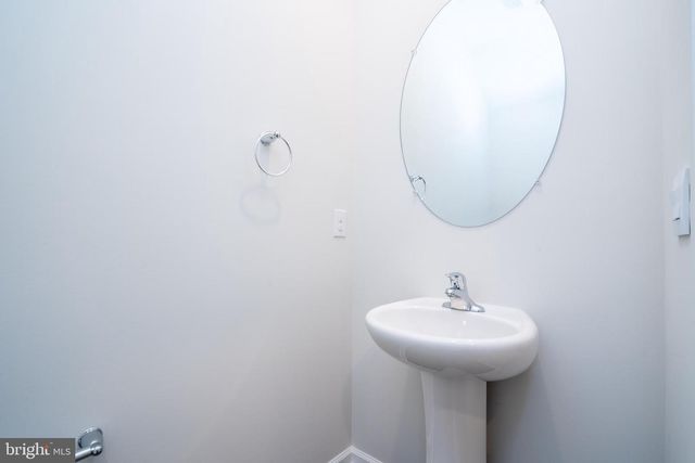 387 MAZZEO DR, Glassboro, NJ 08028