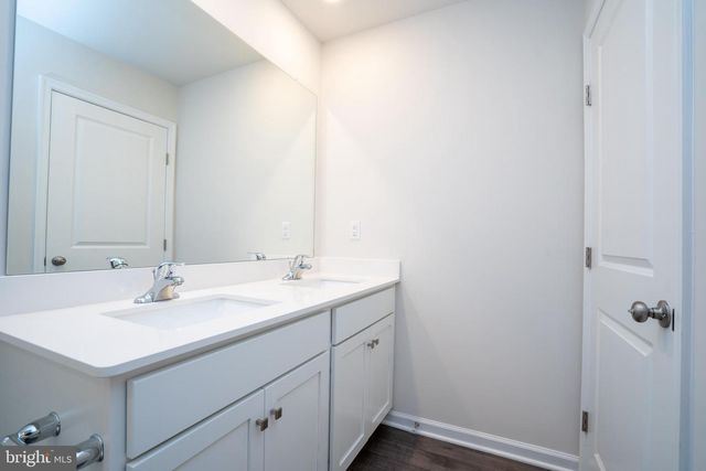 387 MAZZEO DR, Glassboro, NJ 08028