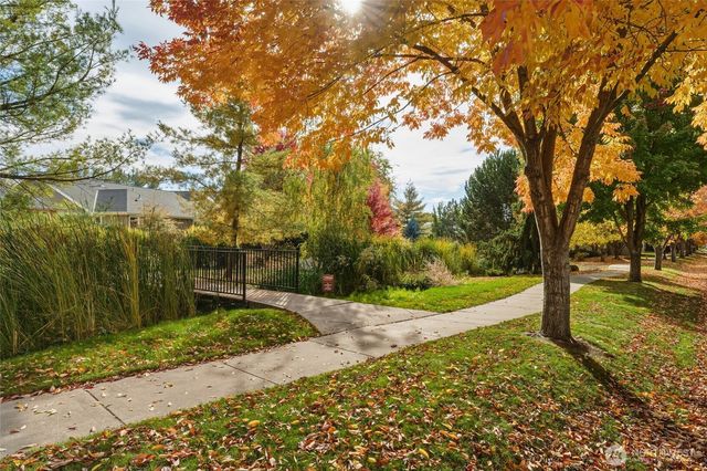 764 SE Quail Run, College Place, WA 99324