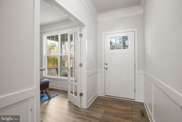 2102 LAKEVIEW PKWY, Locust Grove, VA 22508