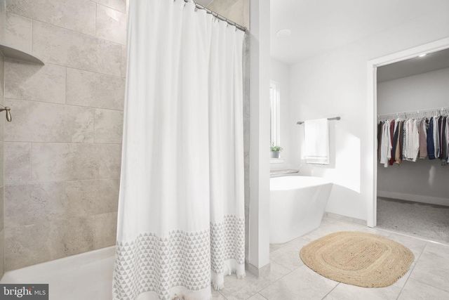 2102 LAKEVIEW PKWY, Locust Grove, VA 22508