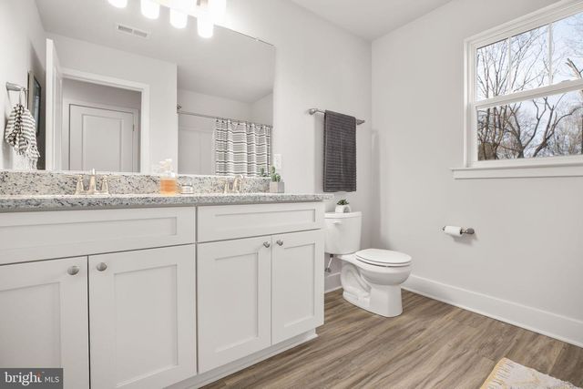 2102 LAKEVIEW PKWY, Locust Grove, VA 22508