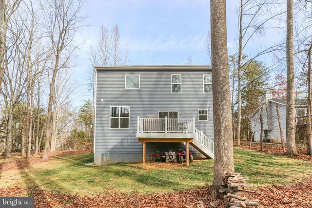 2102 LAKEVIEW PKWY, Locust Grove, VA 22508