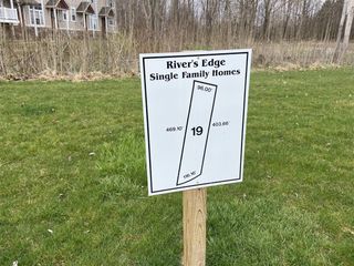 3400 Rivers Edge Drive, Saint Joseph, MI 49085