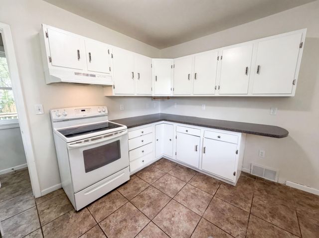 6026 Xerxes Avenue S, Edina, MN 55410