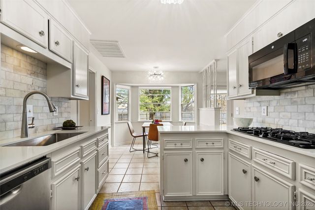 4601 S 66th East Avenue, Tulsa, OK 74145