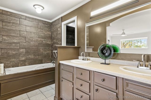 4601 S 66th East Avenue, Tulsa, OK 74145