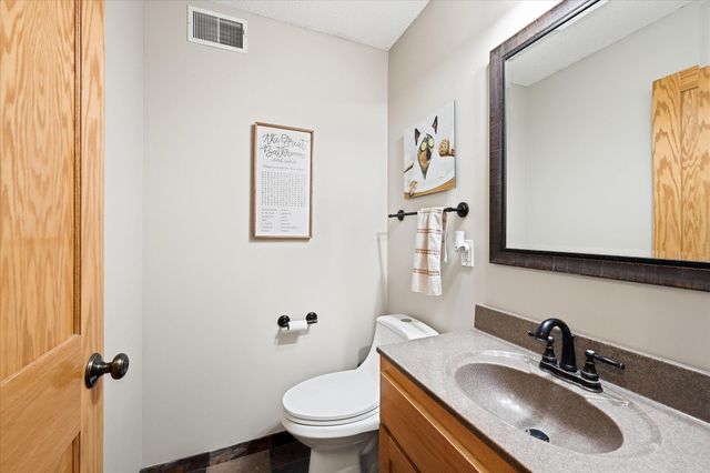 6592 Albert Court, Lino Lakes, MN 55038