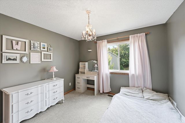 6592 Albert Court, Lino Lakes, MN 55038
