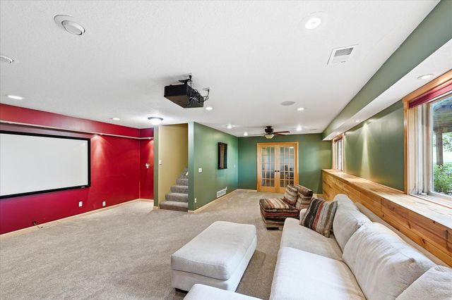 6592 Albert Court, Lino Lakes, MN 55038