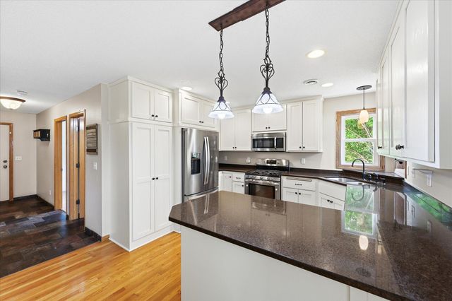6592 Albert Court, Lino Lakes, MN 55038