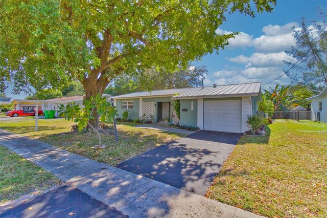 6510 NW 21st St, Sunrise, FL 33313