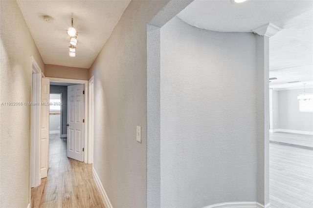 6510 NW 21st St, Sunrise, FL 33313