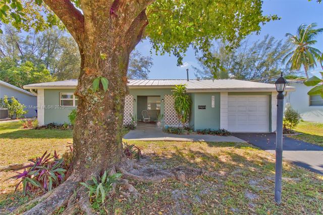 6510 NW 21st St, Sunrise, FL 33313