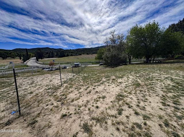 Ranch Club Rd & Kiptree Dr, Lake Elizabeth, CA 93532