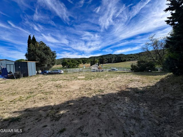 Ranch Club Rd & Kiptree Dr, Lake Elizabeth, CA 93532