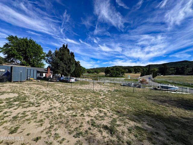 Ranch Club Rd & Kiptree Dr, Lake Elizabeth, CA 93532