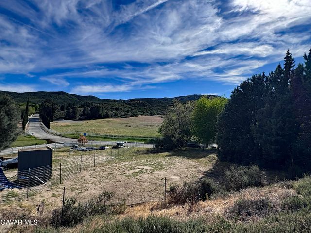 Ranch Club Rd & Kiptree Dr, Lake Elizabeth, CA 93532