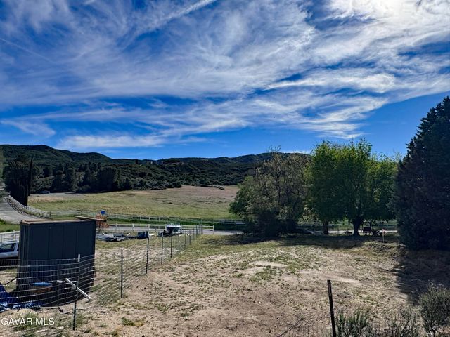 Ranch Club Rd & Kiptree Dr, Lake Elizabeth, CA 93532