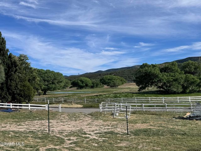 Ranch Club Rd & Kiptree Dr, Lake Elizabeth, CA 93532
