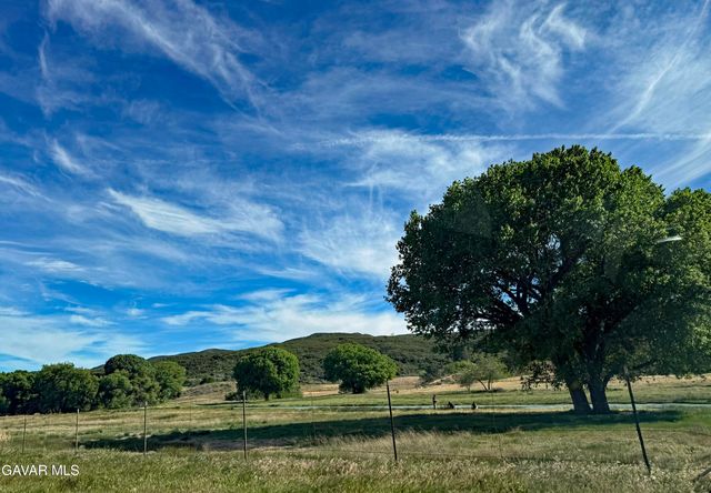 Ranch Club Rd & Kiptree Dr, Lake Elizabeth, CA 93532