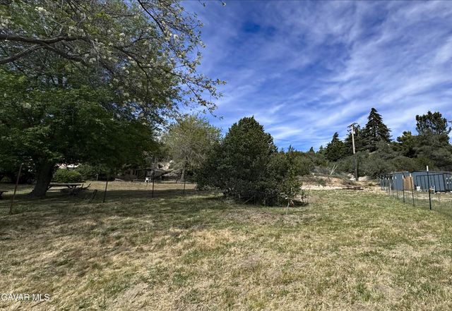 Ranch Club Rd & Kiptree Dr, Lake Elizabeth, CA 93532