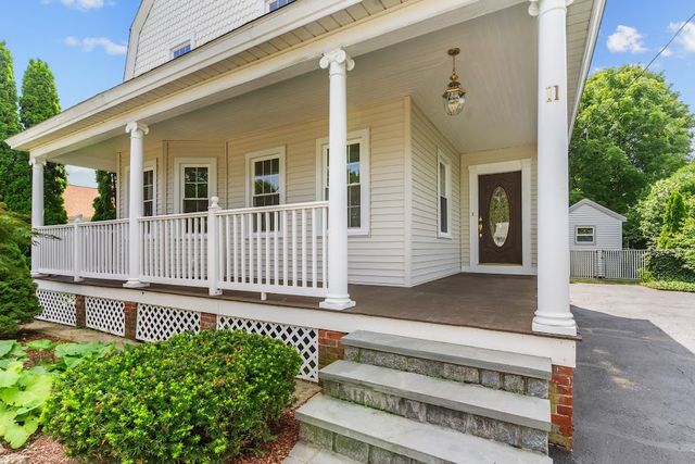 11 taft Street, Coventry, RI 02816
