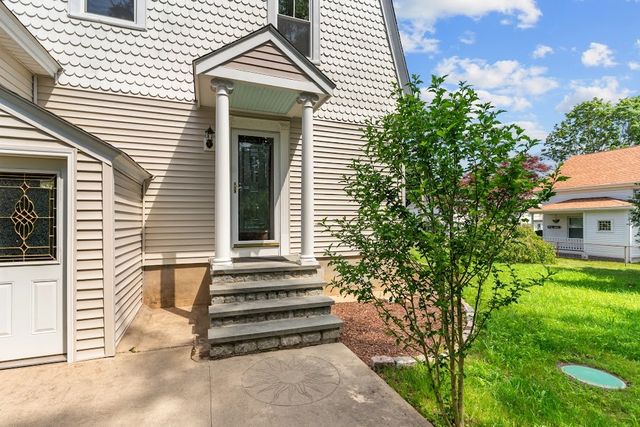 11 taft Street, Coventry, RI 02816