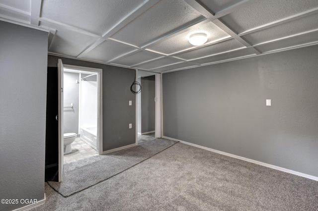 409 Club Street, Joplin, MO 64801