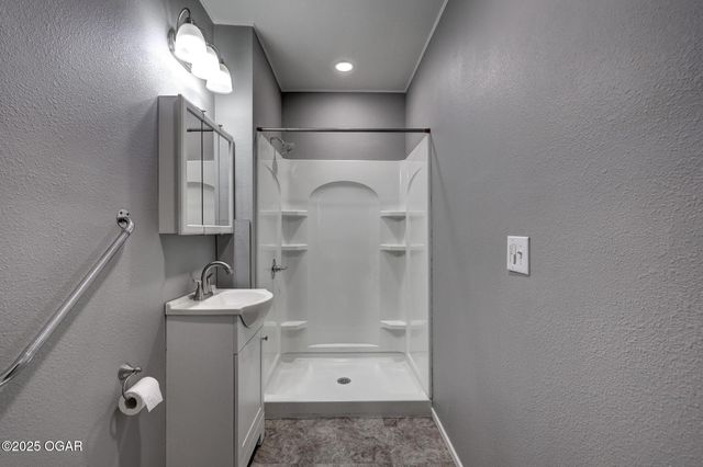 409 Club Street, Joplin, MO 64801