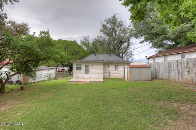 409 Club Street, Joplin, MO 64801