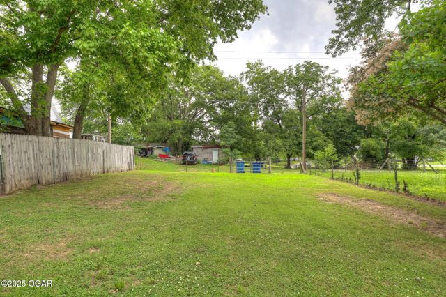 409 Club Street, Joplin, MO 64801