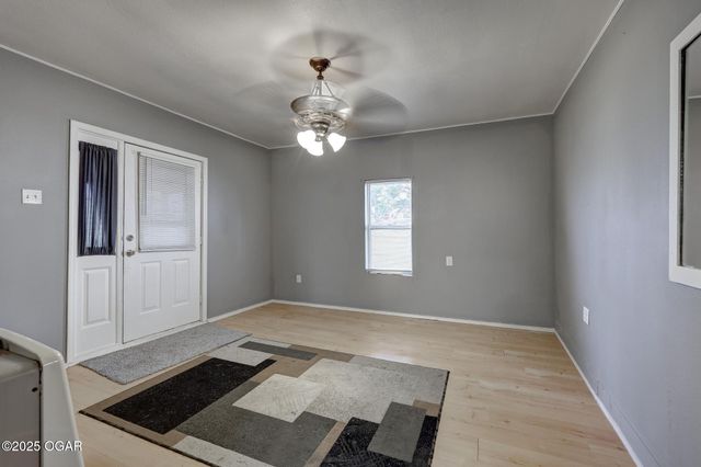 409 Club Street, Joplin, MO 64801