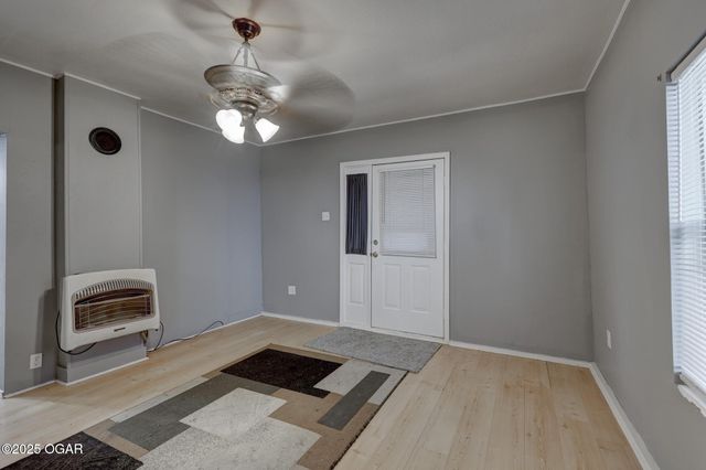 409 Club Street, Joplin, MO 64801