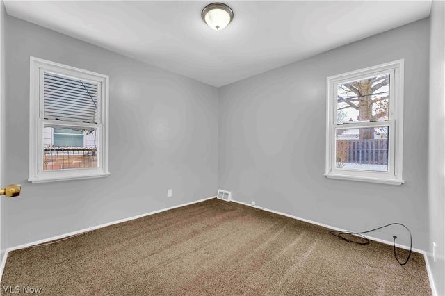 26450 Drakefield Avenue, Euclid, OH 44132