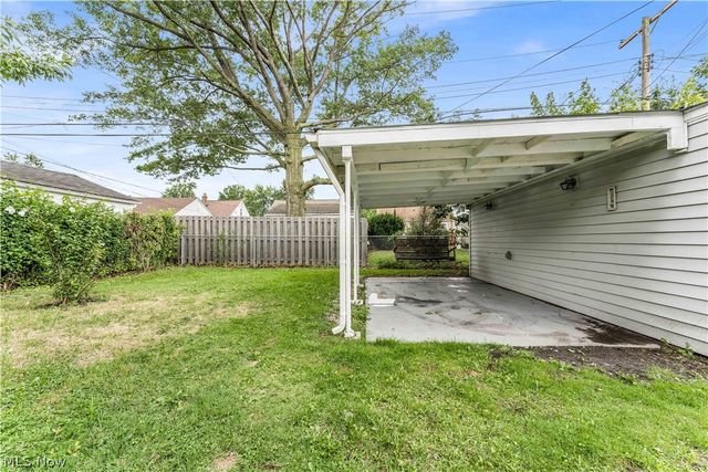 26450 Drakefield Avenue, Euclid, OH 44132