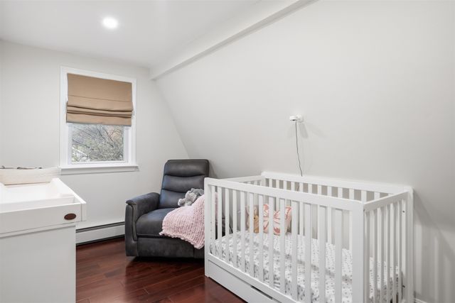 8 Edwards Street, Salem, NH 03079
